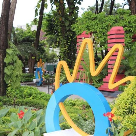 Jawa 22 Hotel And Residence Surabaya Luaran gambar
