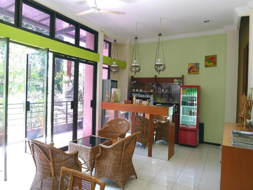 Jawa 22 Hotel And Residence Surabaya Luaran gambar